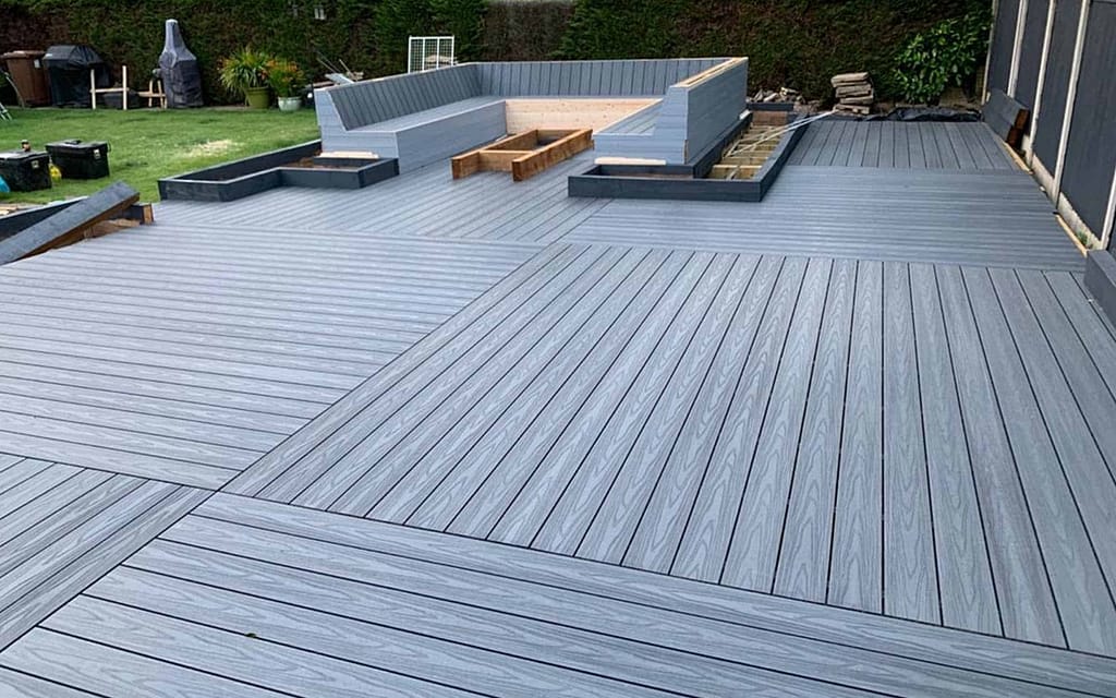 Composite-Decking-Laying-Patchwork